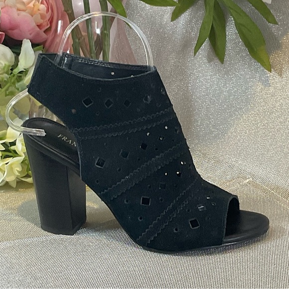 Cutout Charisma: Franco Fortini Black Heeled Booties - Size 7.5 Worn once in Box - Picture 8 of 11